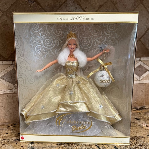 Collectible 2000 Barbie